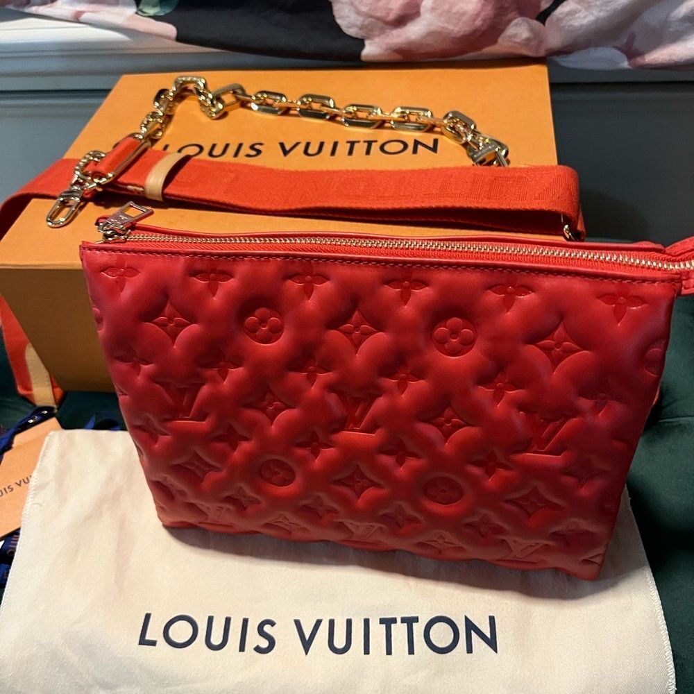 Louis Vuitton COUSSIN PM ROUGE